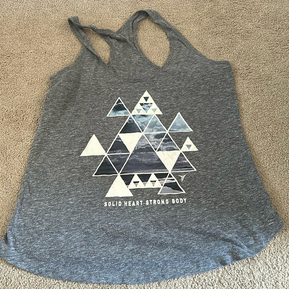 Old navy large active tank